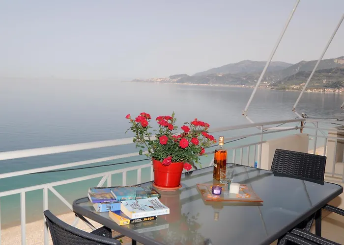 Apartamento Akrata Quality Furnished